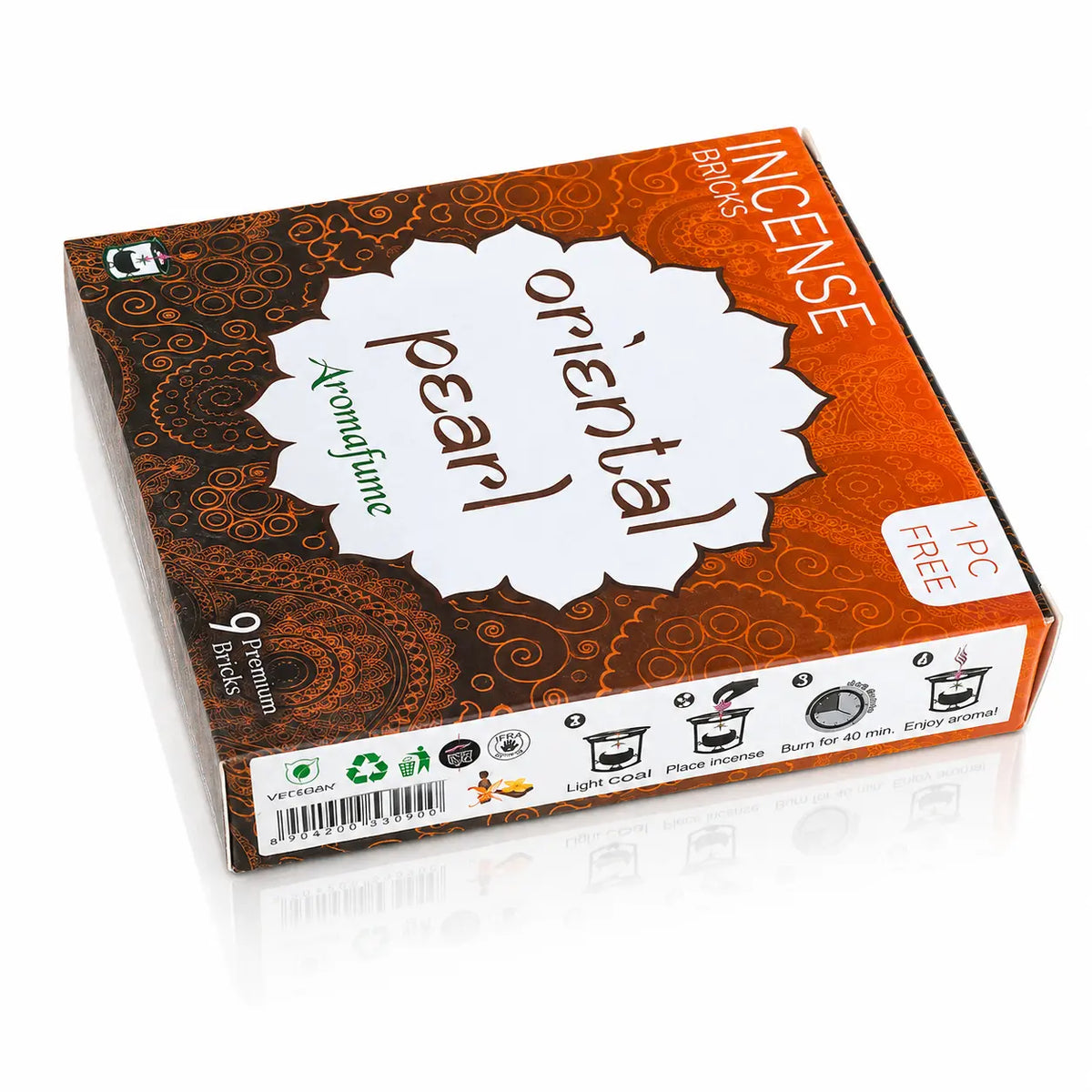 Briques d'encens Oriental Pearl Aromafume, packaging rectangulaire marron et orange aux motifs mandalas orientaux avec une fleur blanche dentelée au centre.