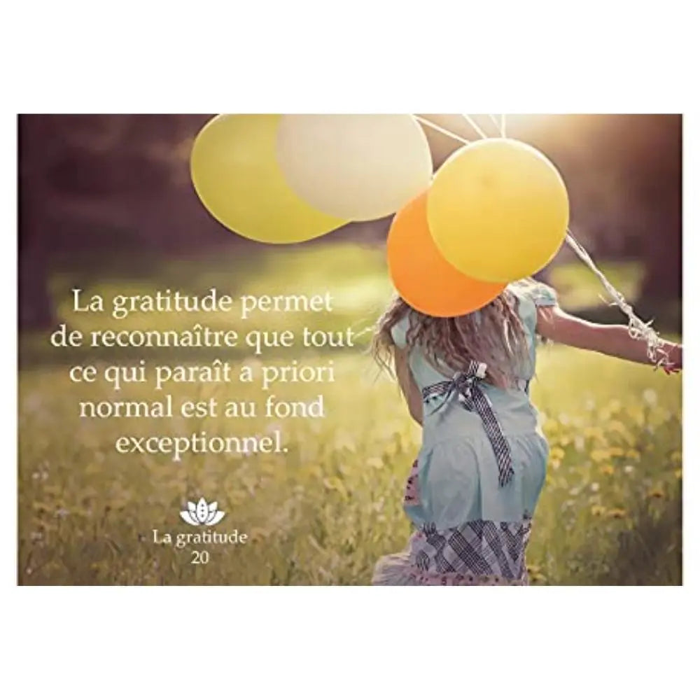 L'Odyssée Intérieure carte oracle illustrée d'une jeune fille courant dans une prairie avec des ballons colorés et un message sur la gratitude.