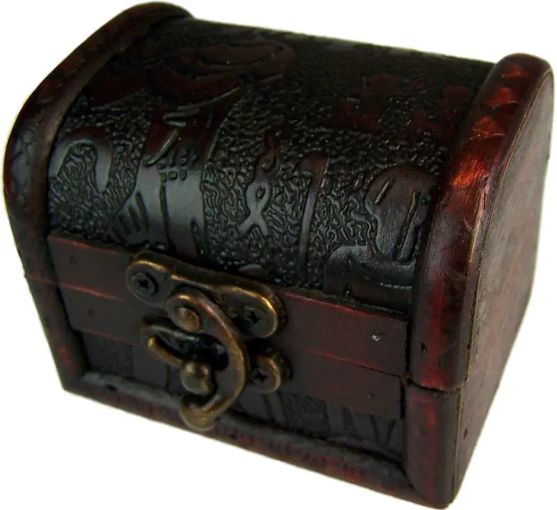 Boîte coloniale Égypte moyenne style coffre en bois foncé gravé motifs antiques et fermoir laiton