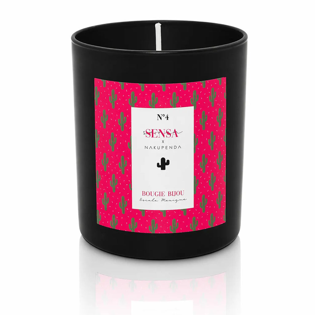 Bougie bijou Sensa x Nakupenda n°4 Escale Mexique présentée de face dans son pot noir mat.