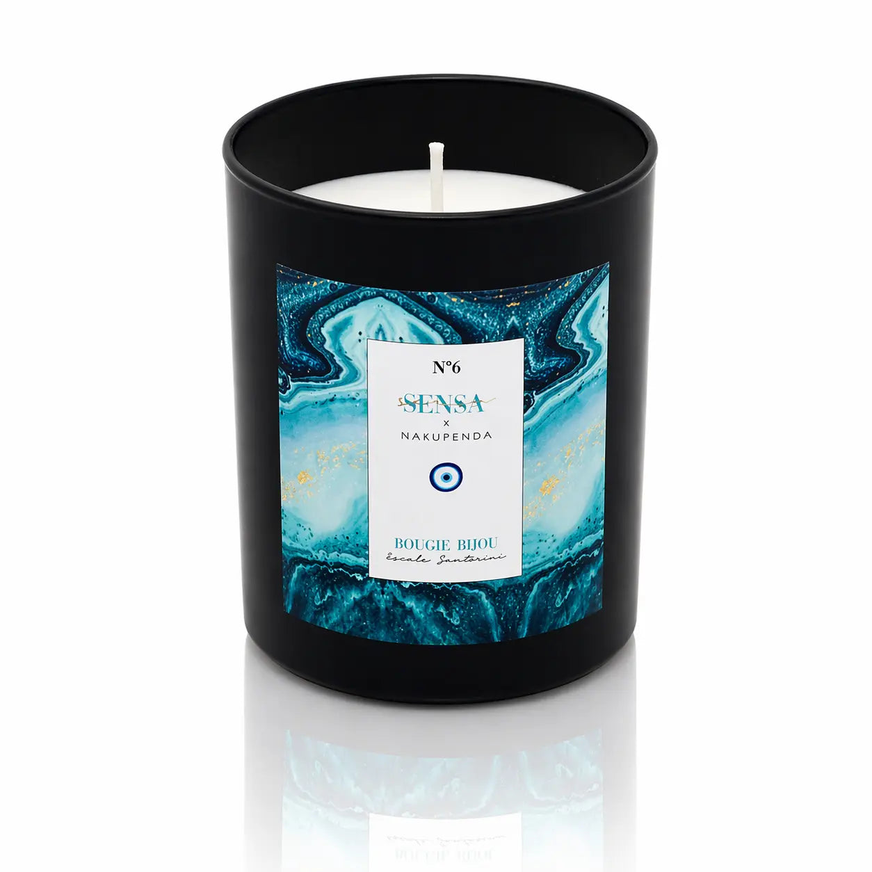 Bougie bijou Sensa x Nakupenda n°6 Escale Santorini dans un pot noir mat avec étiquette marbrée turquoise.
