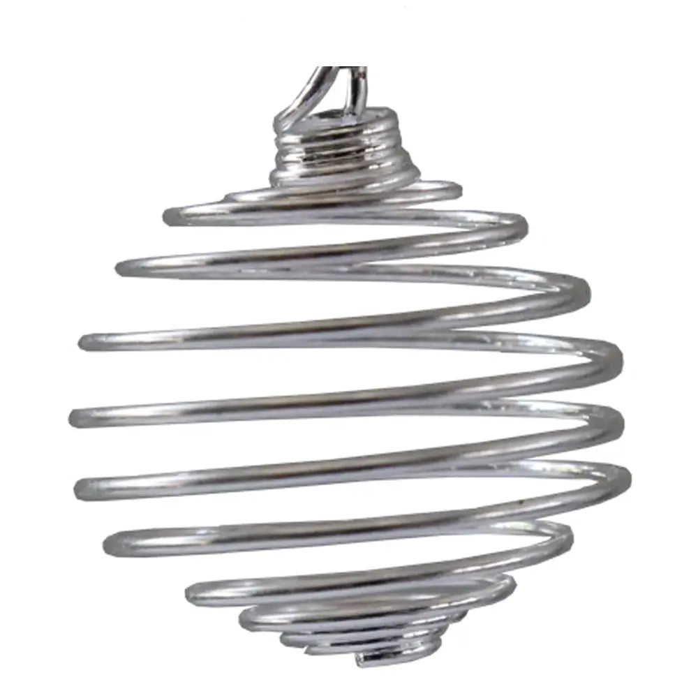 Cage spirale argentée en fil métallique extensible forme boule pour pendentif pierre.