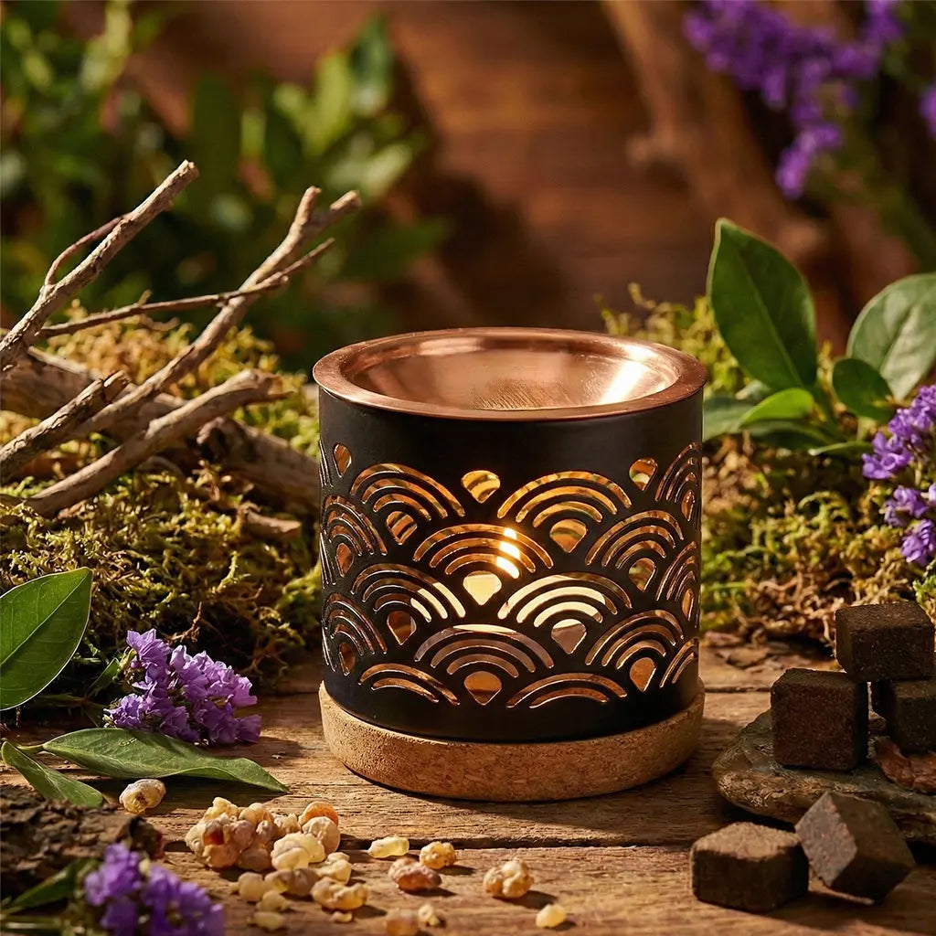 Aromafume - Brûle Encens Exotic Rainbow noir motifs arcs de cercle et coupelle cuivre pour rituel sacré