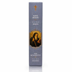 Encens religieux Saint Benoît conditionné dans un étui cartonné rectangulaire gris-bleu marbré, orné du portrait du Saint avec son bâton, d'une croix dorée et de lettrages blancs.