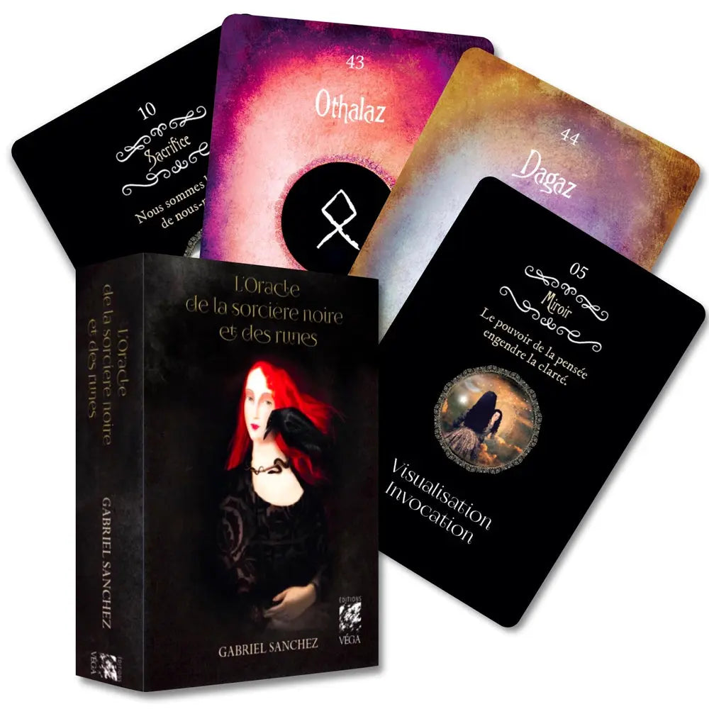 Coffret L’oracle de la sorcière noire et des runes de Gabriel Sanchez, boîte noire avec femme aux cheveux rouges et cartes d’oracle en éventail.