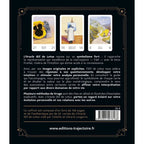 L'Oracle Œil de Lotus illustré par le verso de son coffret noir présentant trois cartes divinatoires aux illustrations colorées et symboliques nommées « L'Étoile », « Le Printemps » et « La Cigogne ».