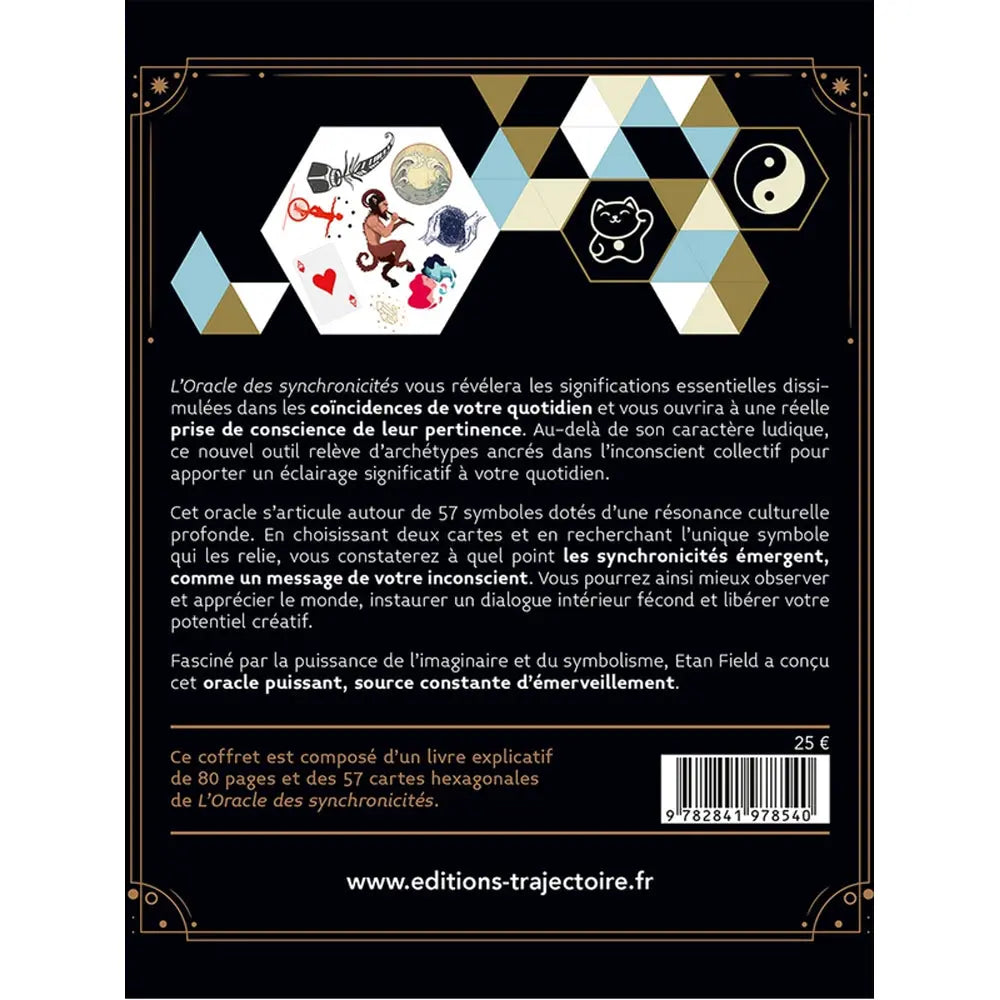L'Oracle des Synchronicités montrant son texte de présentation au verso avec des motifs hexagonaux contenant des symboles comme le Yin et le Yang ou un chat porte-bonheur.
