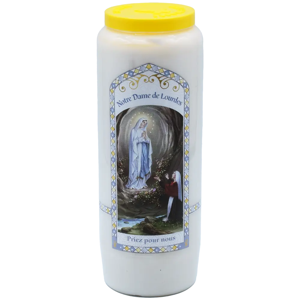 Neuvaine blanche « Notre Dame de Lourdes » avec illustration de l’apparition à Bernadette, couvercle jaune, sur fond blanc.