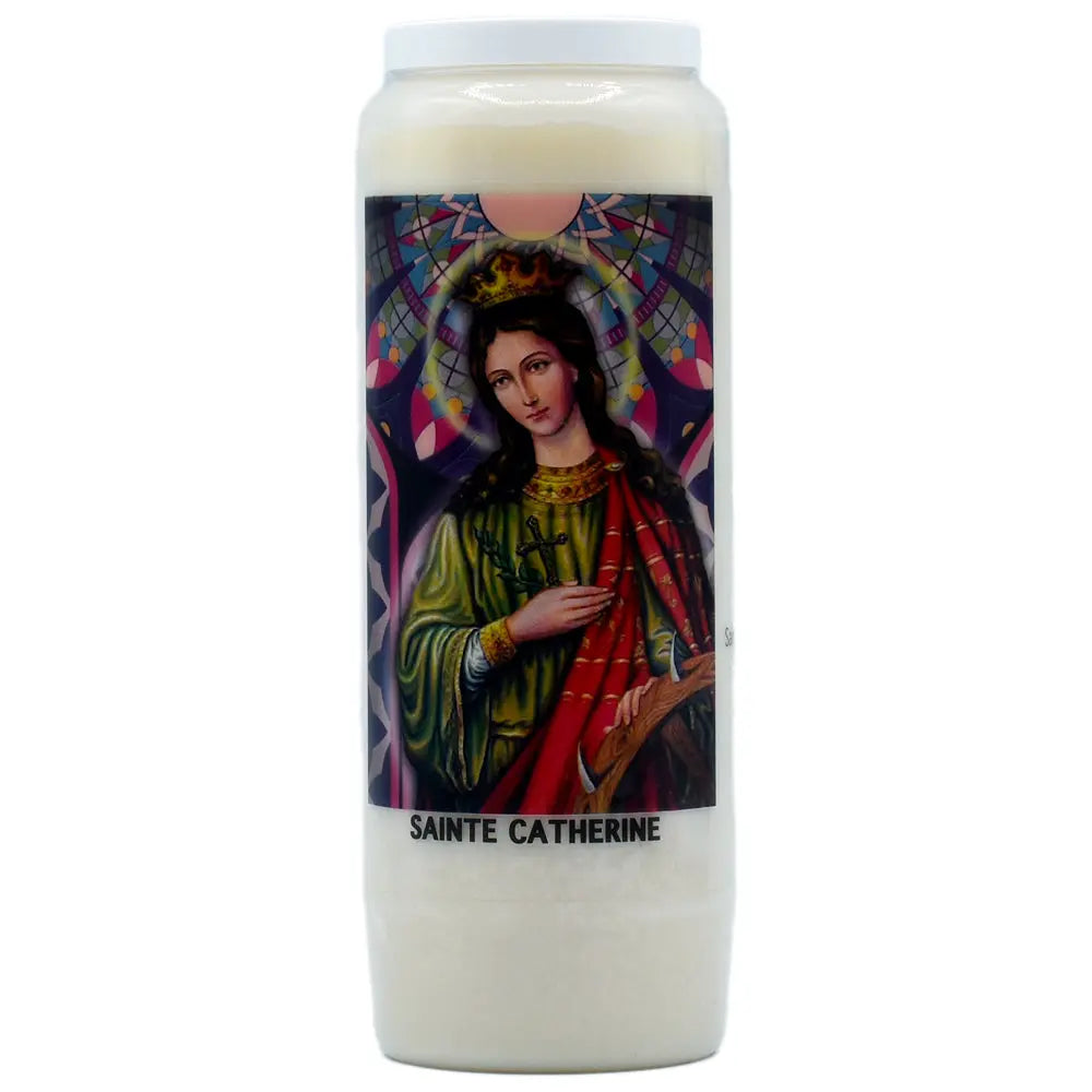 Bougie neuvaine blanche Sainte Catherine avec illustration religieuse colorée sur fond blanc.