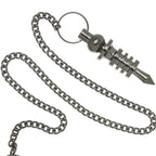 Pendule Isis noir à témoin en métal brillant avec chaîne et corps annelé forme égyptienne.