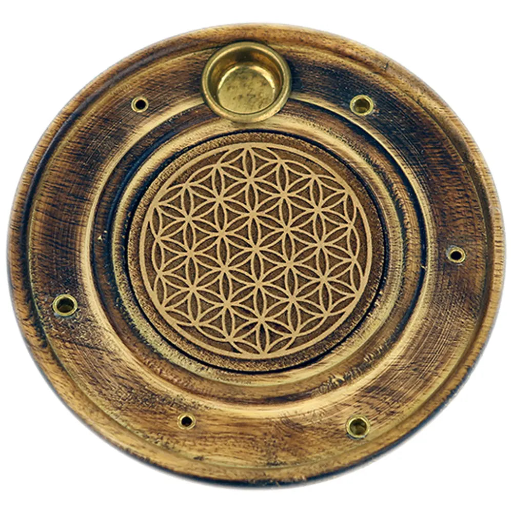 Porte encens bois rond - Gravé Fleur de vie posé sur une souche pour harmoniser l'espace.