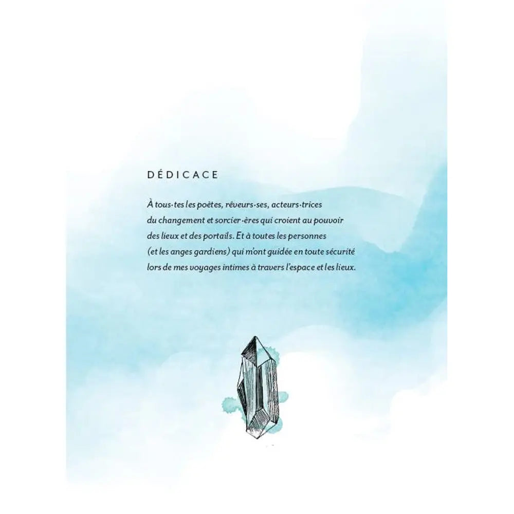 Page intérieure du livre Sorcières urbaines, présentant la dédicace de l'auteure surmontant un dessin de cristal au trait noir, le tout disposé sur un fond nuancé d'aquarelle bleue.