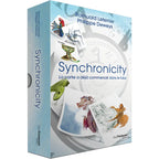 Boîte du jeu Synchronicity de Romuald Leterrier et Philippe Deweys, illustrée de cartes et d'un cadran d'horloge sur fond blanc.