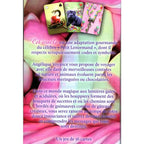 Dos du coffret, présentant le texte explicatif de l'oracle sur un fond fleuri rose et vert, surmonté de trois cartes illustrées avec un serpent, un chien et une clé.
